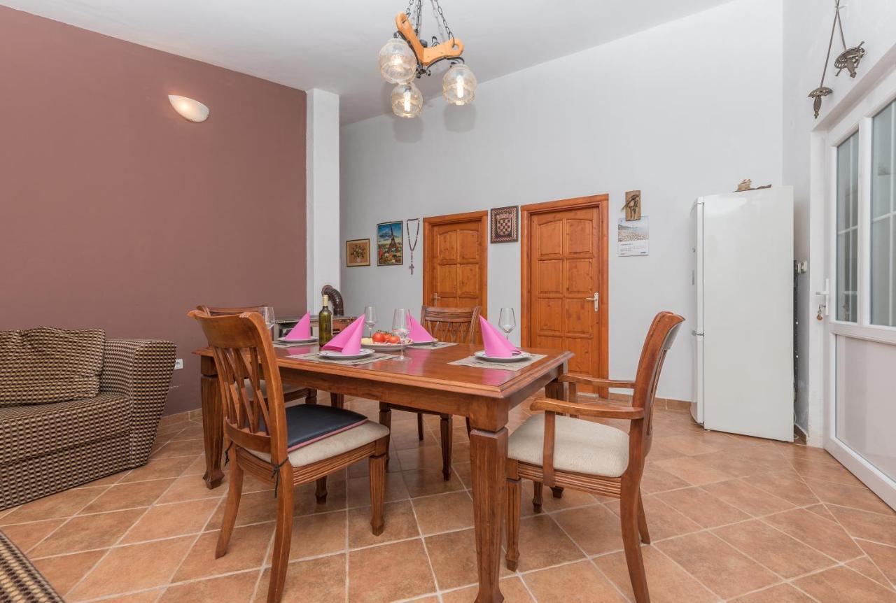 Holiday Home Frane Slivno  외부 사진