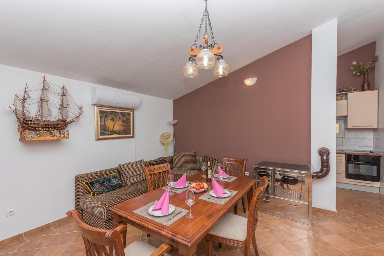 Holiday Home Frane Slivno  외부 사진