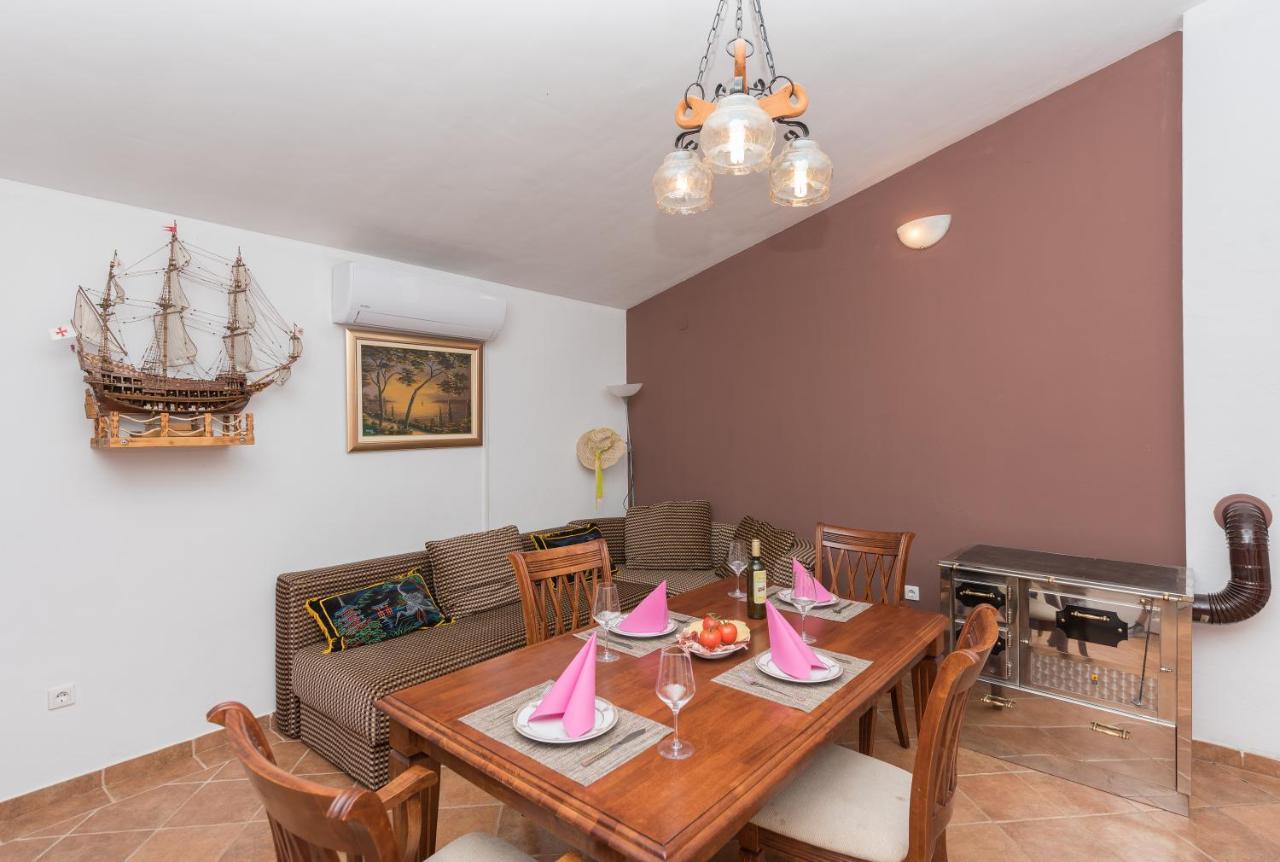 Holiday Home Frane Slivno  외부 사진